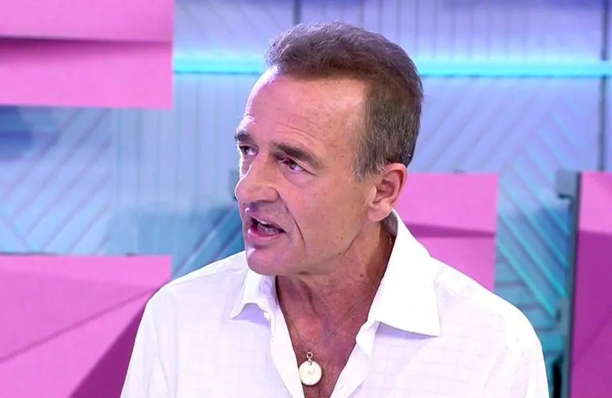 Alessandro Lecquio reacciona en 'Vamos a ver' a las memorias de Mar Flores