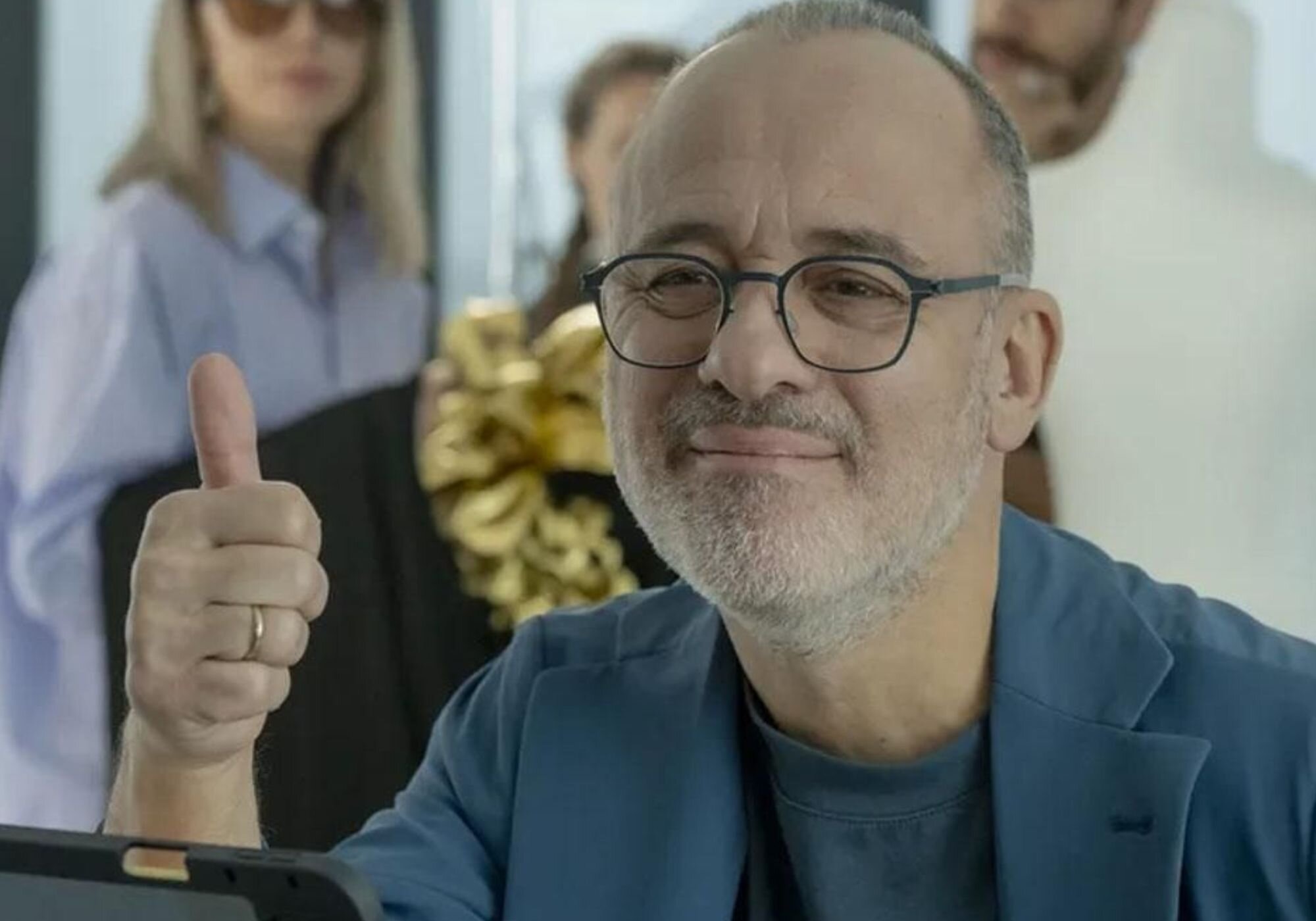 Javier Gutiérrez vuelve a la televisión en abierto con &#39;La Agencia&#39;