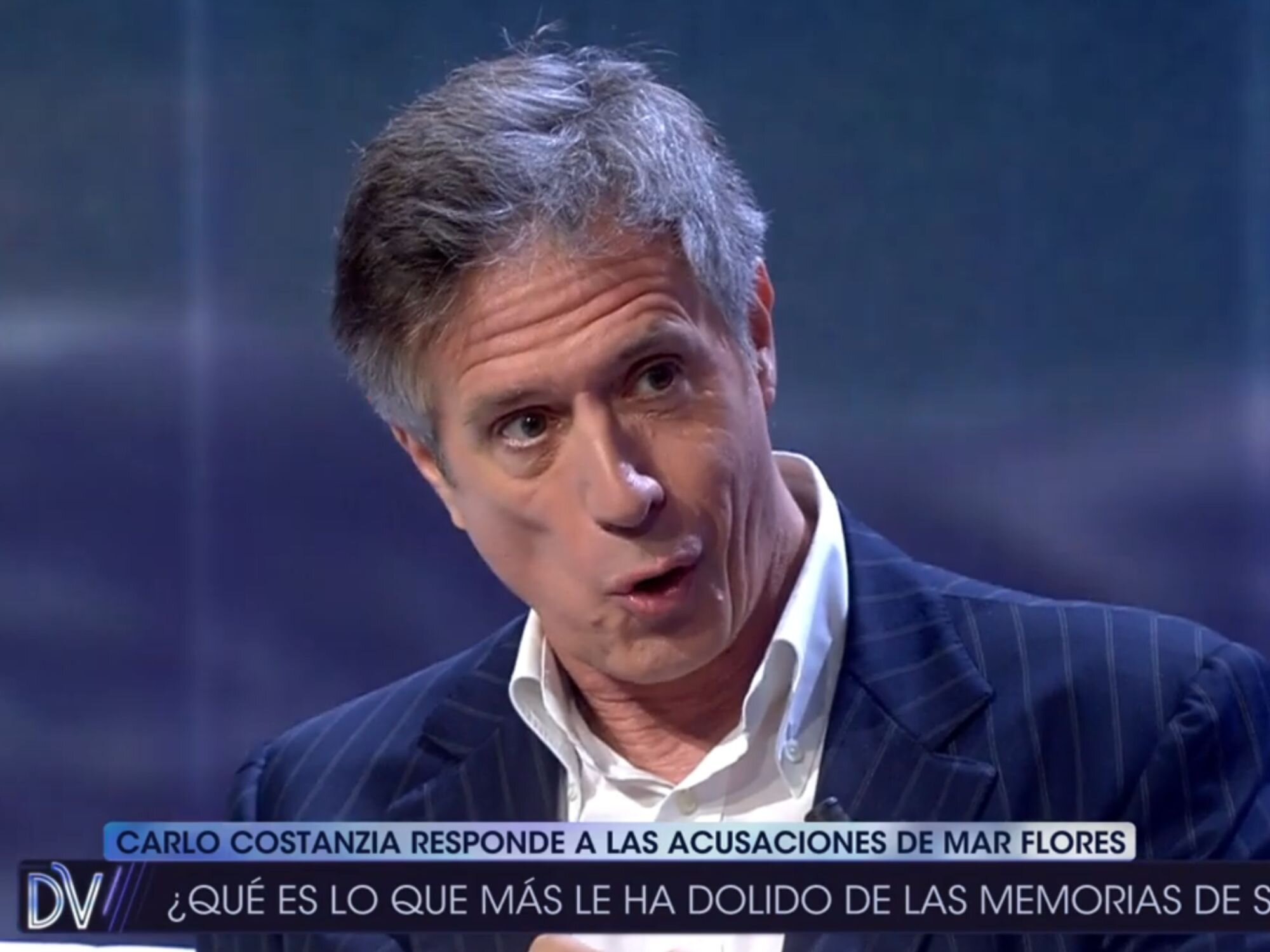 Carlo Costanzia siendo entrevistado en &#39;¡De viernes!&#39;