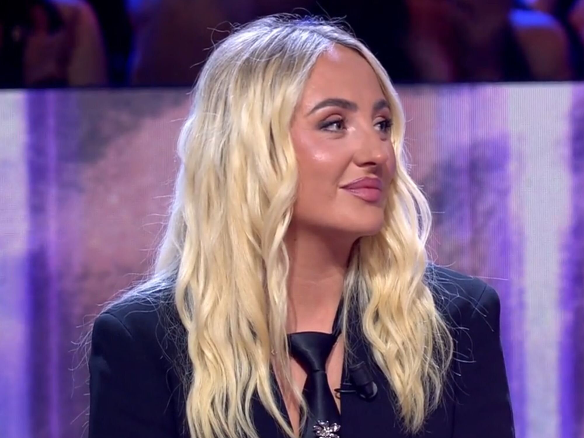 Rocío Flores viendo entrar a Olga Moreno en '¡De viernes!'