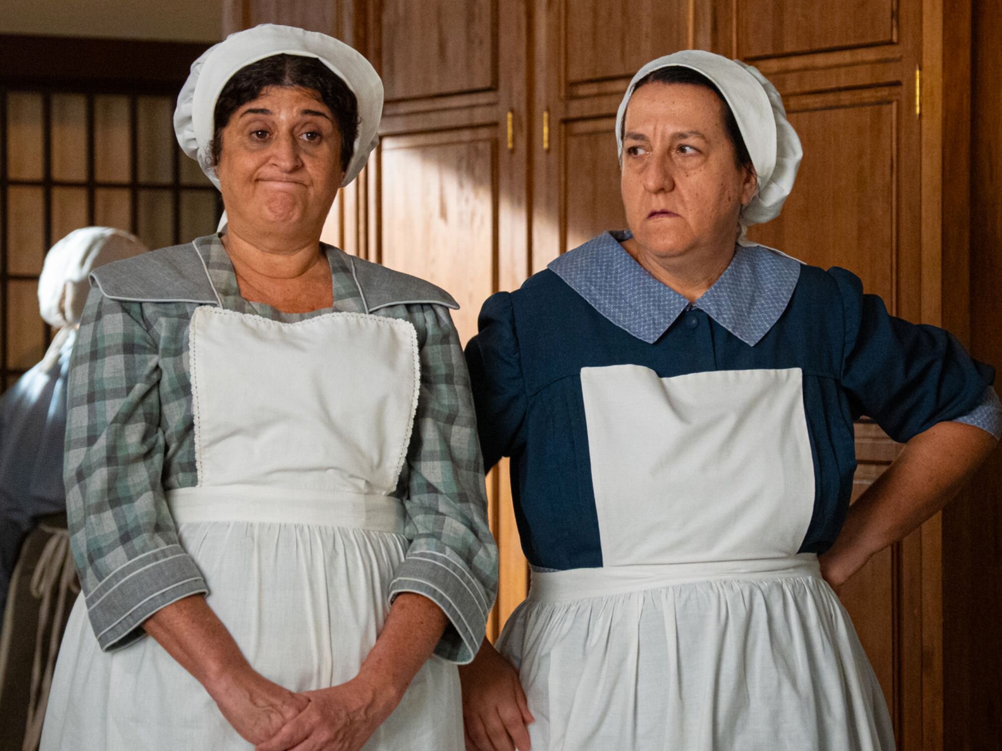 Simona y Candela hablando en el episodio 684 de 'La promesa'