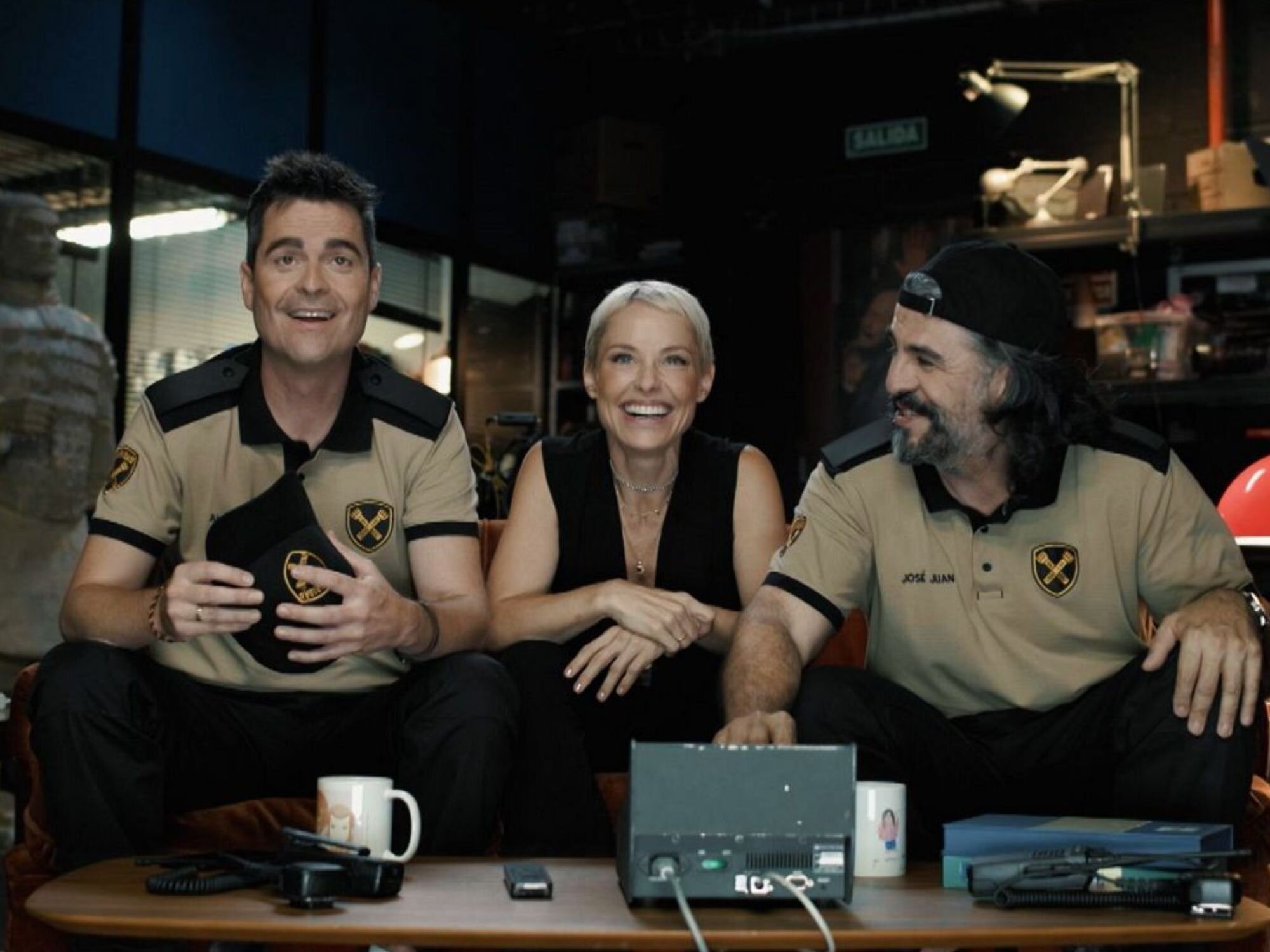 Álex Clavero y JJ Vaquero con Soraya Arnelas en &#39;La garita&#39;