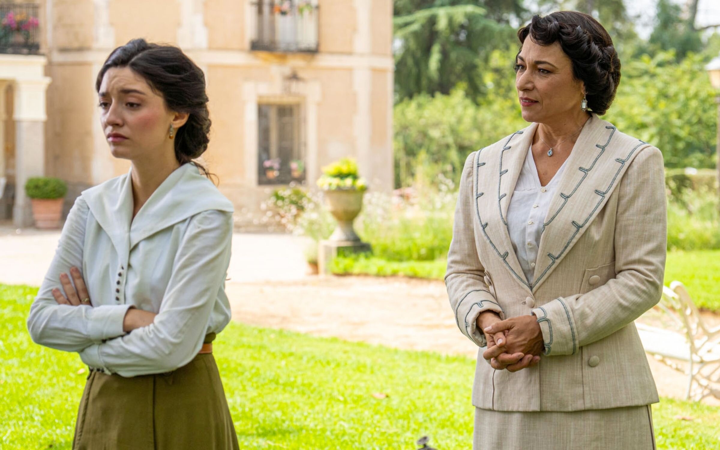 Leocadia y Alonso pasean en &amp;#39;La promesa&amp;#39;