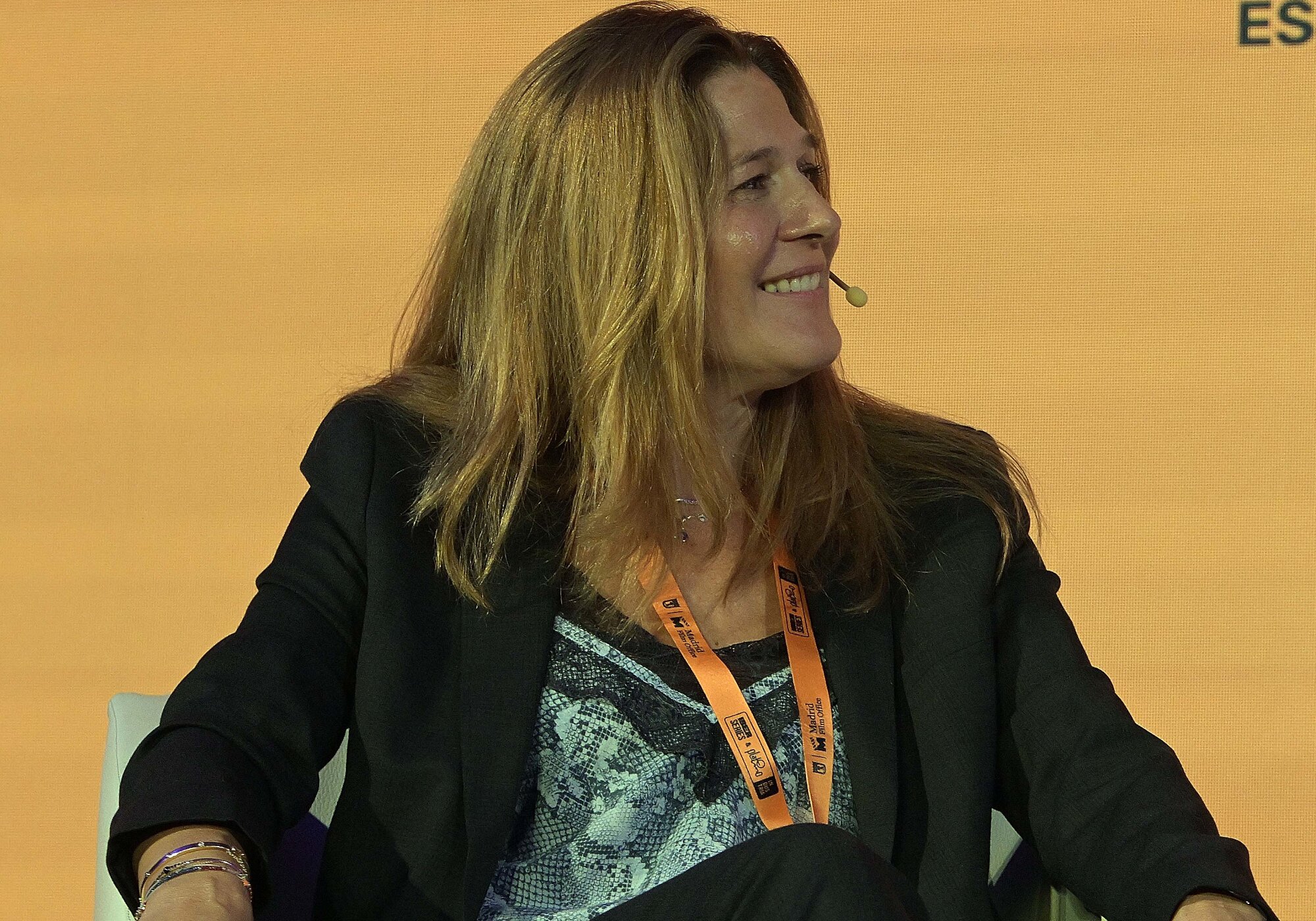 Carmen Ferreiro durante su conferencia en Iberseries & Platino Industria 2025