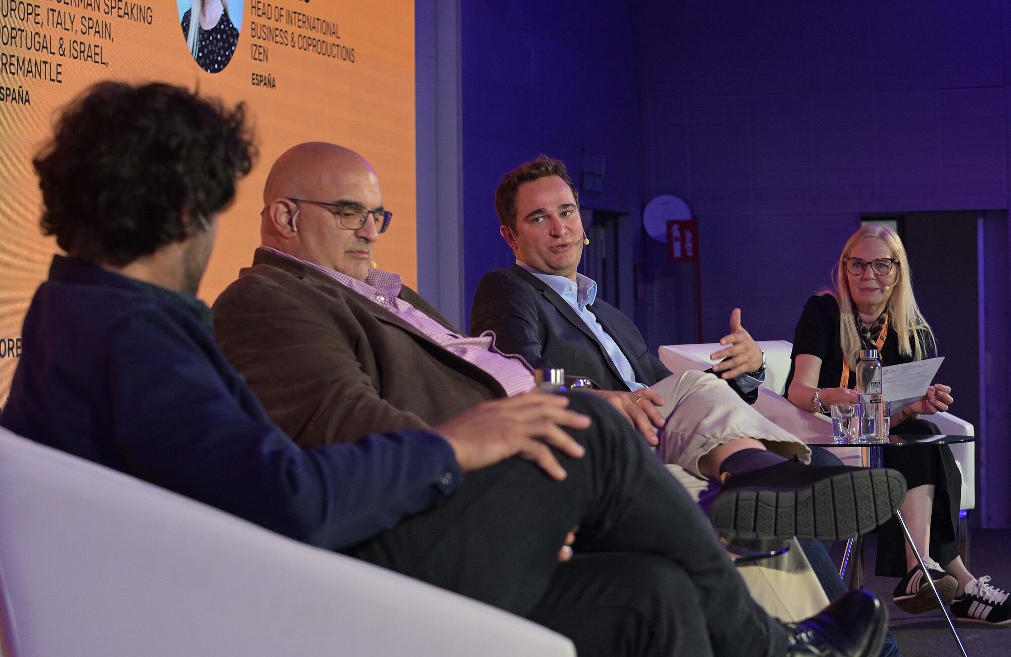 Ponencia sobre el sector de la distribución en Iberseries & Platino Industria