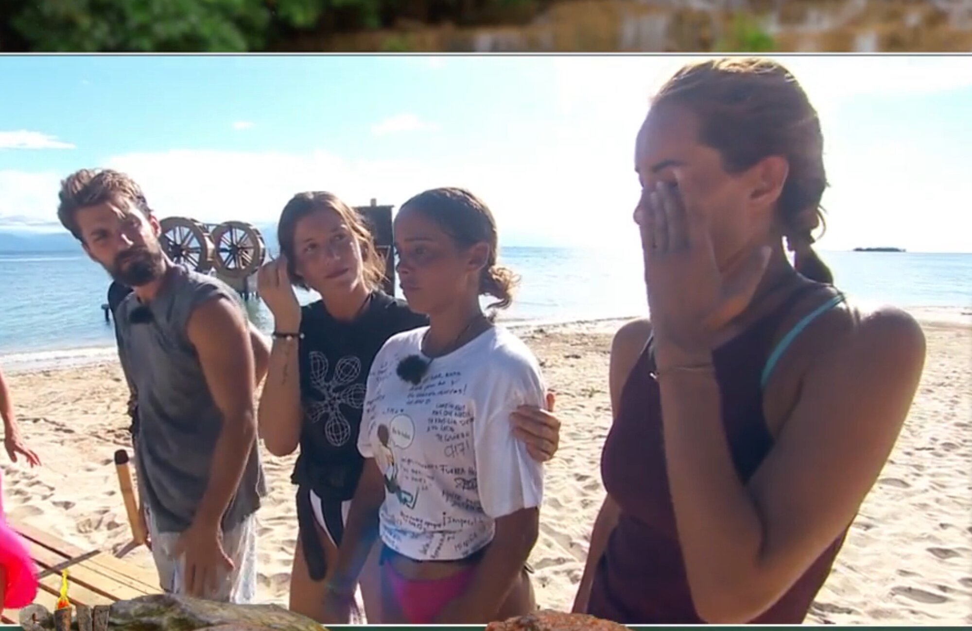 Adara Molinero y Gloria Camila lloran por la falta de comida en &#39;Supervivientes All Stars 2&#39;