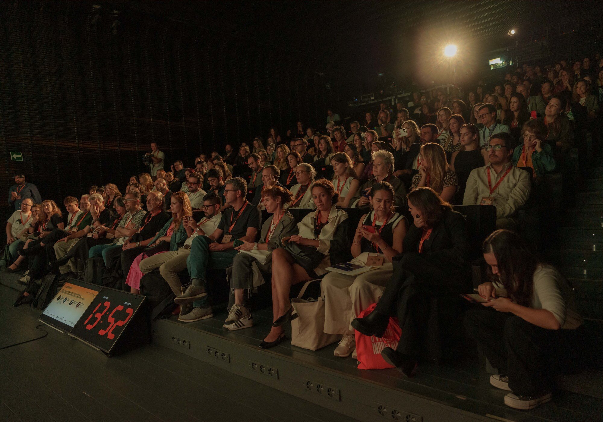 El público en una de las conferencias de Iberseries & Platino Industria 2025