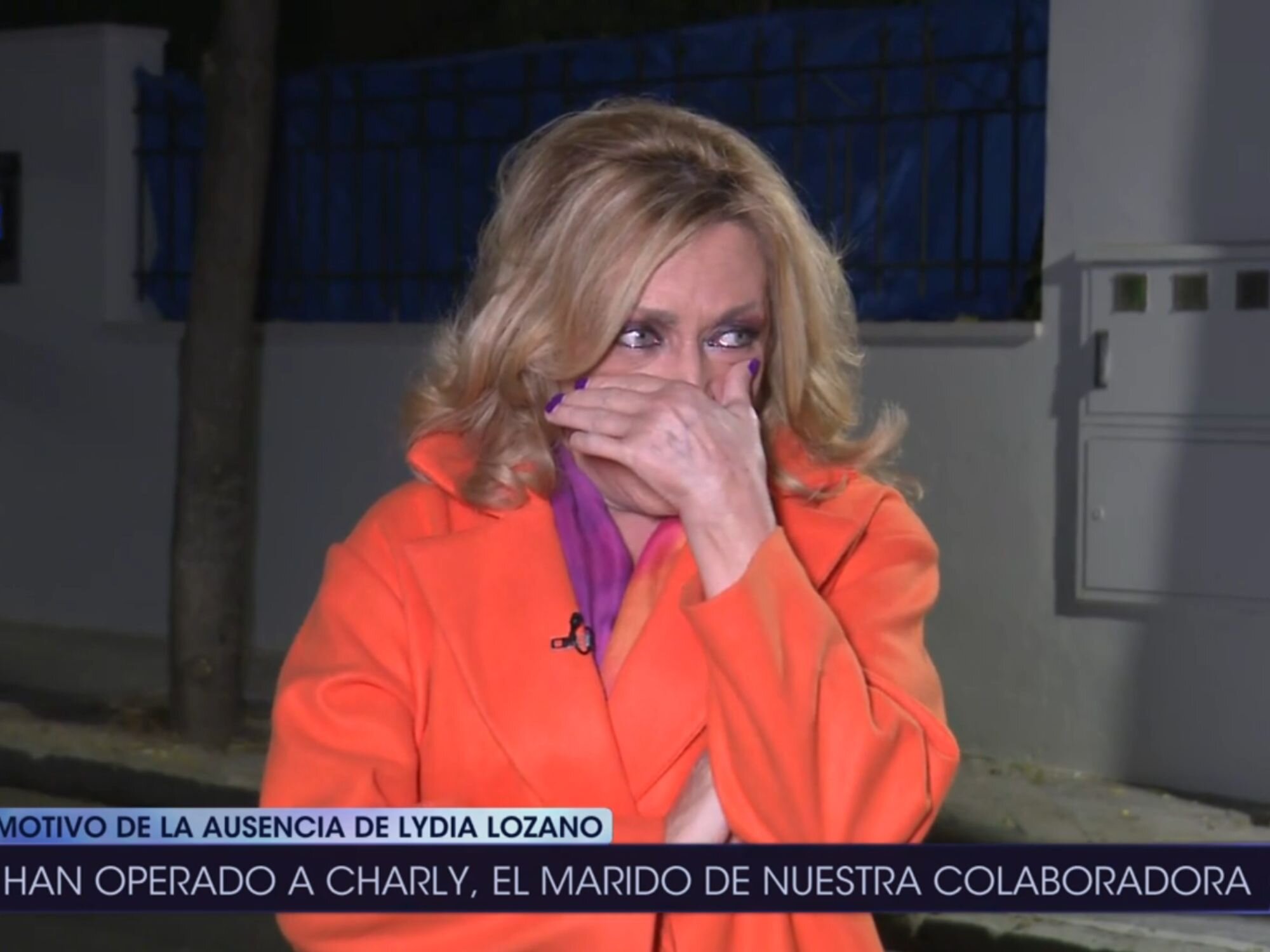Lydia Lozano llorando en su conexión con &#39;¡De viernes!&#39;