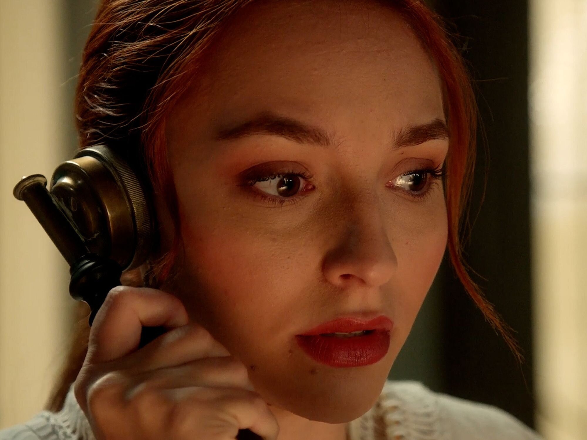 Enora recibirá una llamada en 'La promesa'