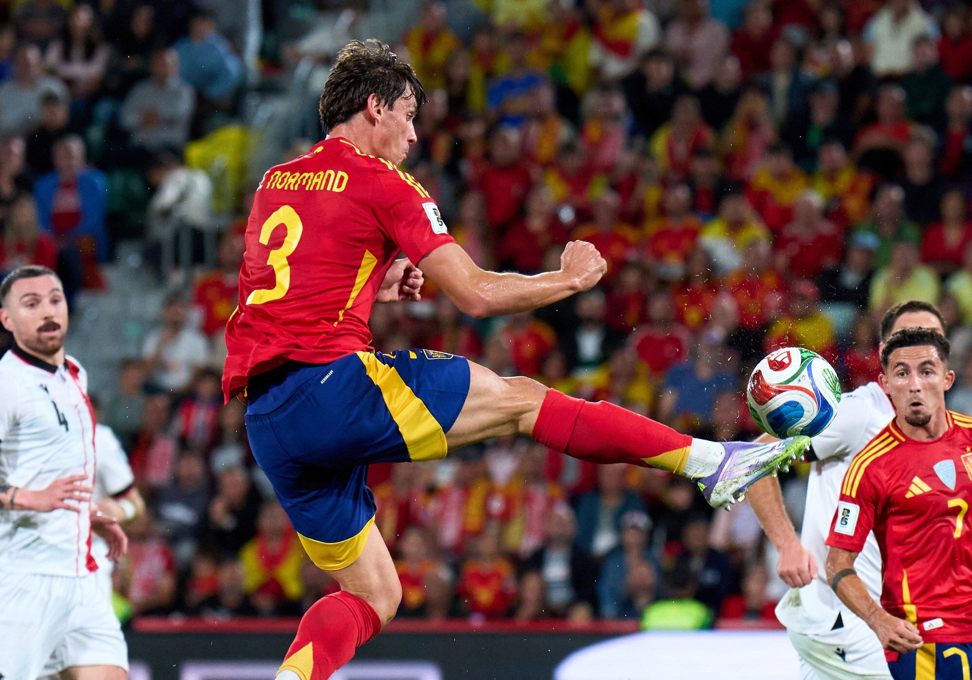 España frente a Georgia en la clasificación del Mundial