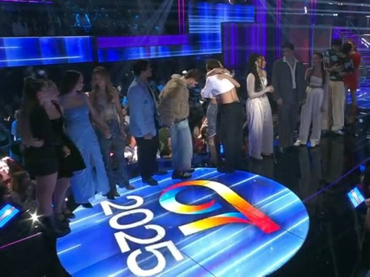 Carlos de los Reyes se despide de sus compañeros de &amp;#39;OT 2025&amp;#39; tras su expulsión en la gala 4