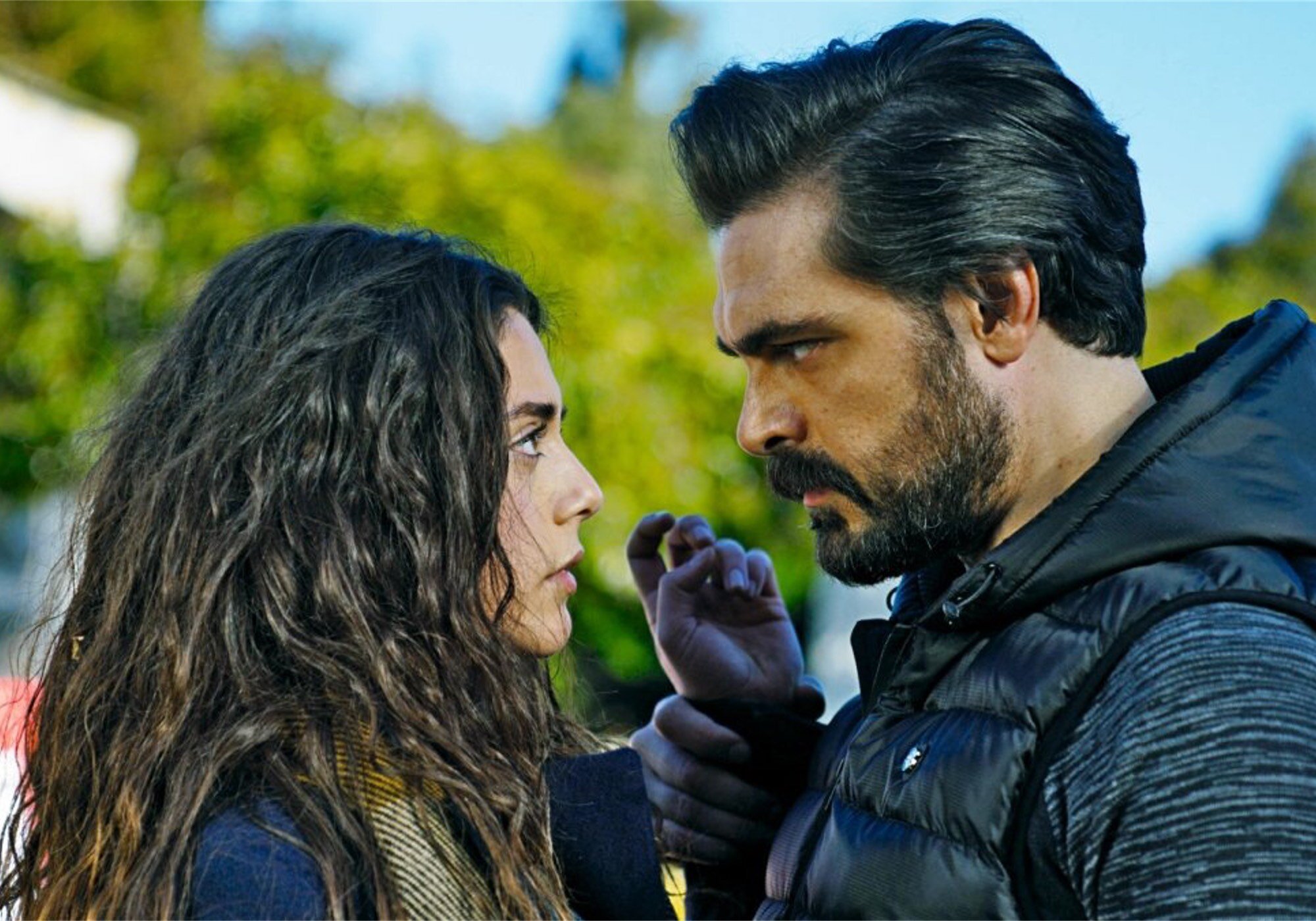 Los dos protagonistas de &amp;#39;Emanet&amp;#39; en una de sus entregas