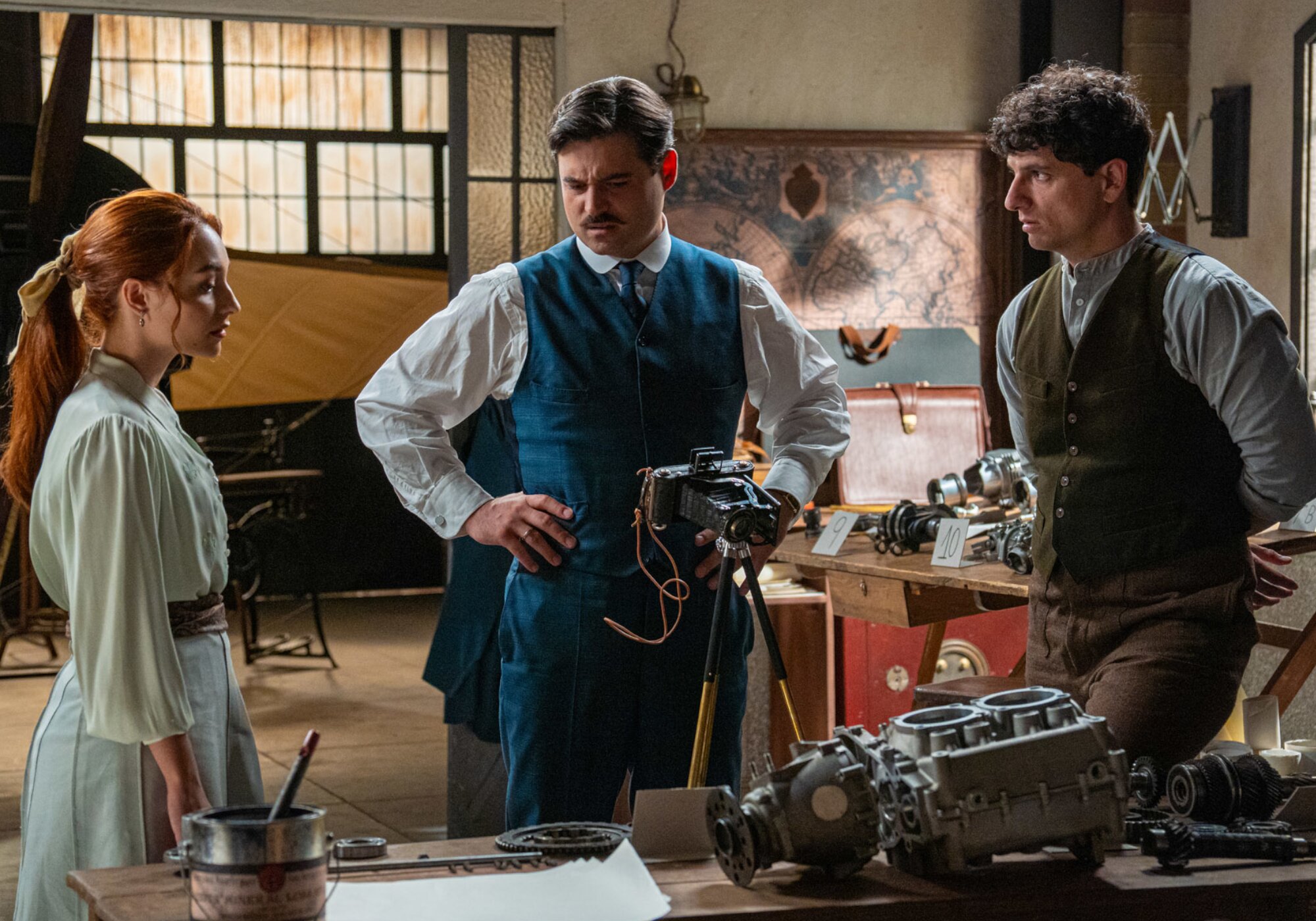 Enora, Manuel y Toño en 'La promesa'