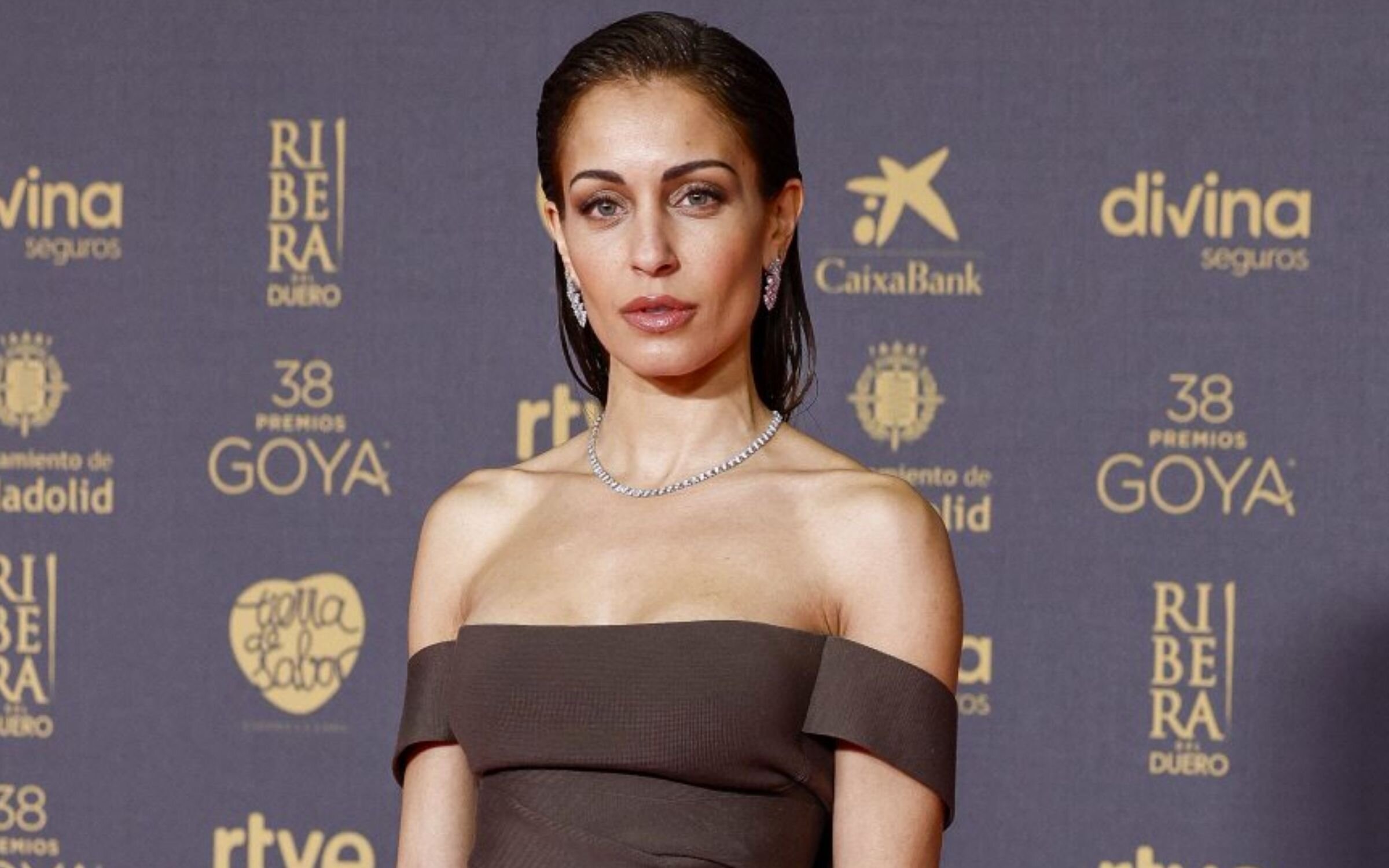 Hiba Abouk en la alfombra roja de los Premios Goya 2024