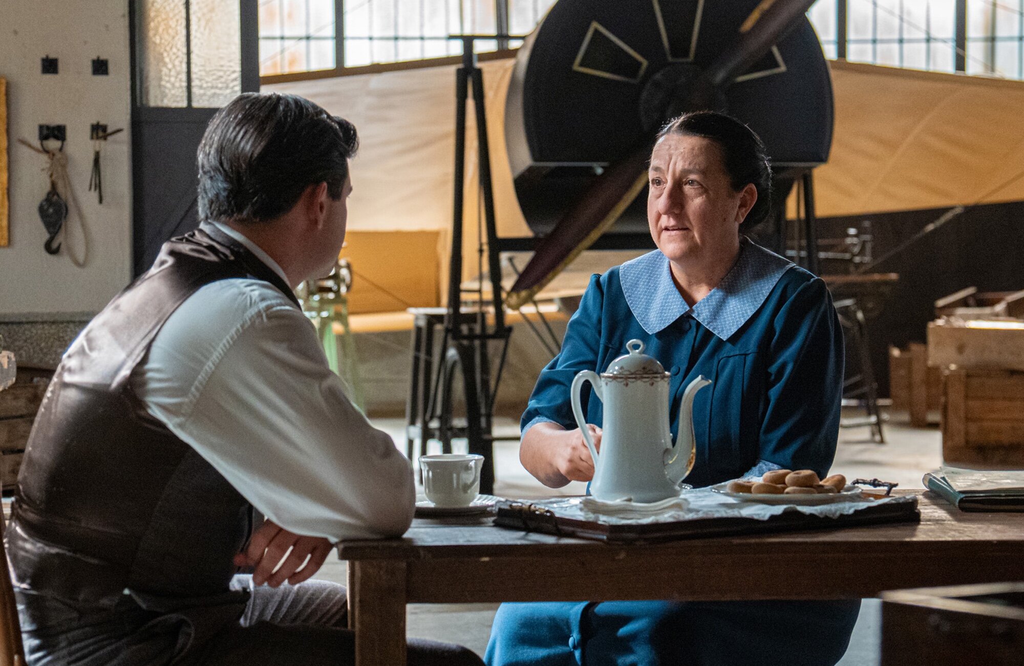 Simona intenta convencer a Manuel de que perdone a Enora en 'La promesa'