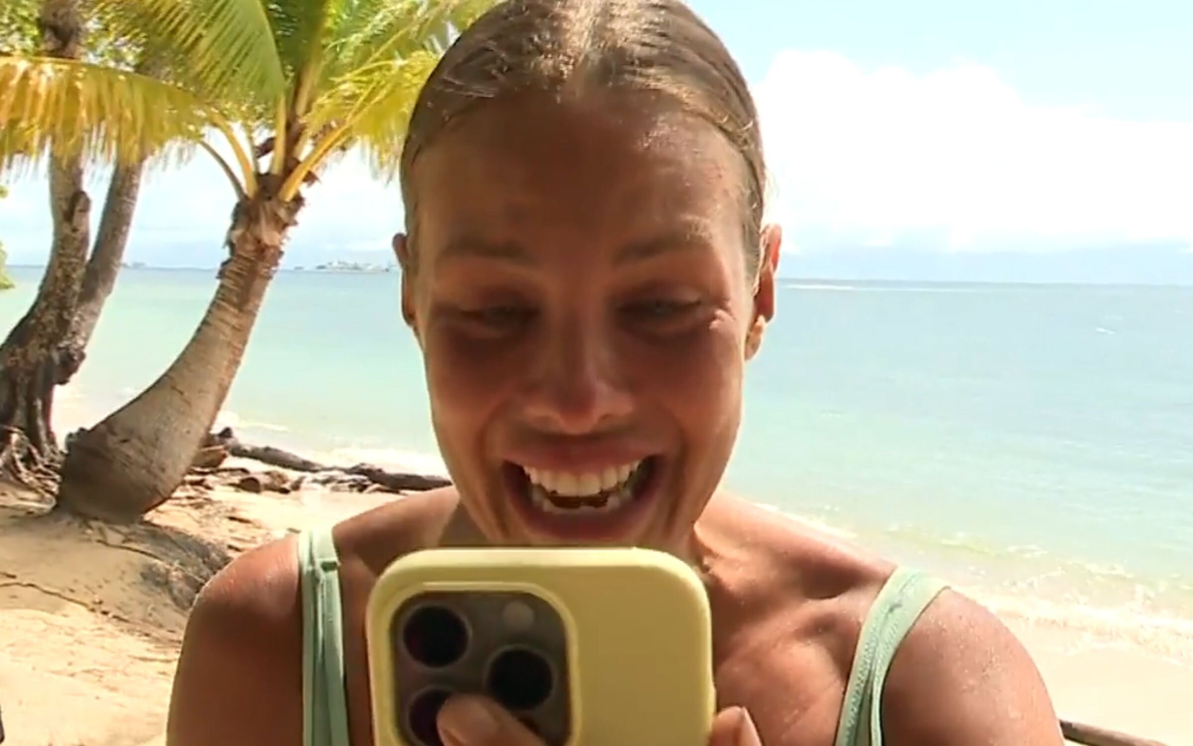 Jessica Bueno en la llamada con su madre y sus hijos en 'Supervivientes All Stars'