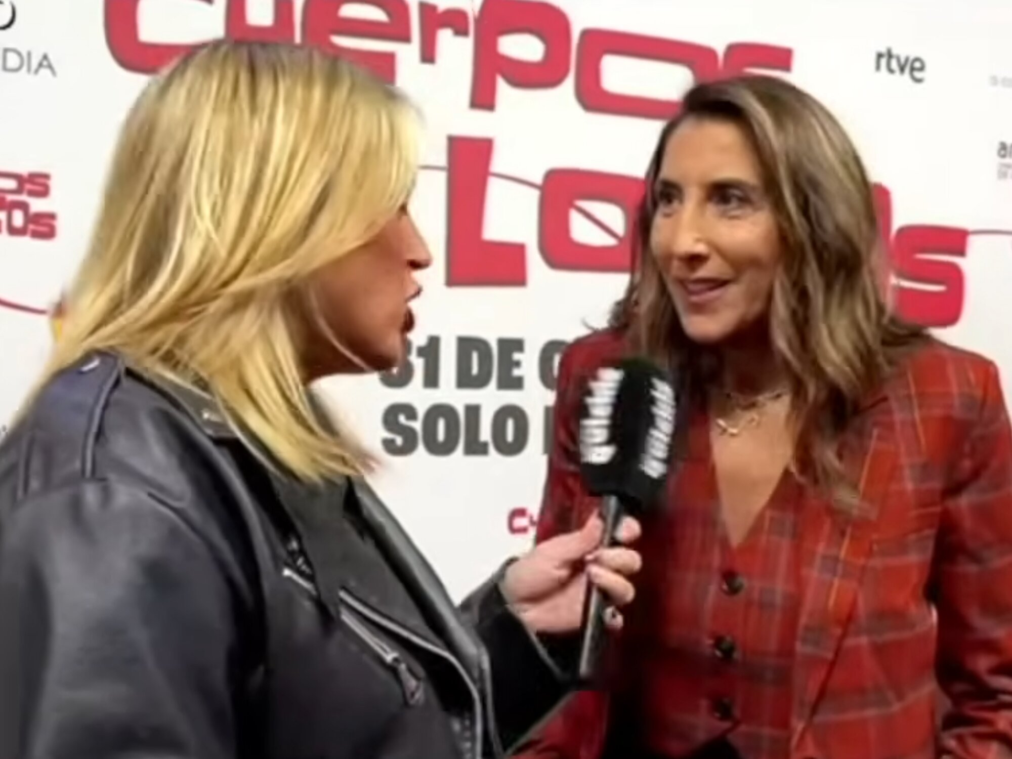 Marta Riesco y Paz Padilla hablando para 'No somos nadie'