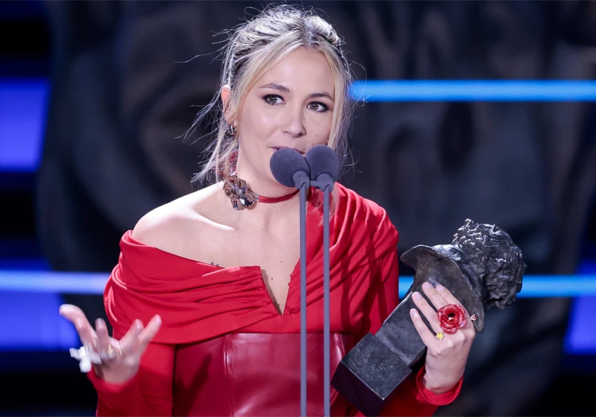 Rigoberta Bandini recogió el Goya por la canción 'Yo solo quiero amor'