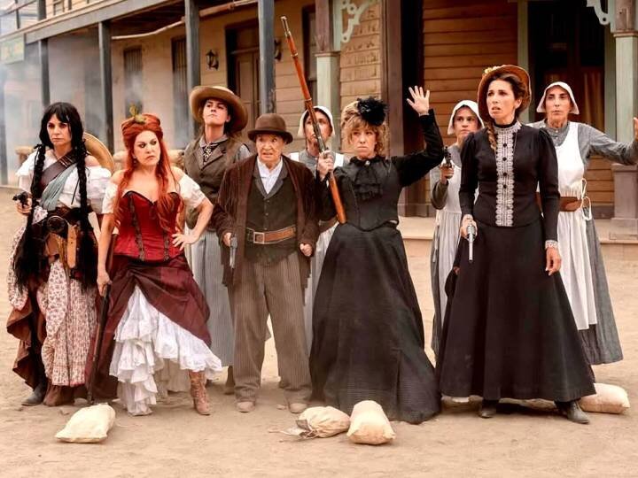 El elenco de 'La que se avecina' vestido al estilo del salvaje oeste en su episodio 200
