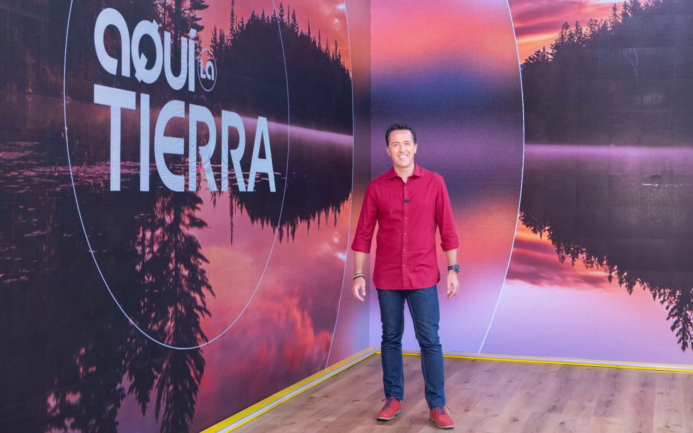 Jacob Petrus en el nuevo plató de 'Aquí la tierra'