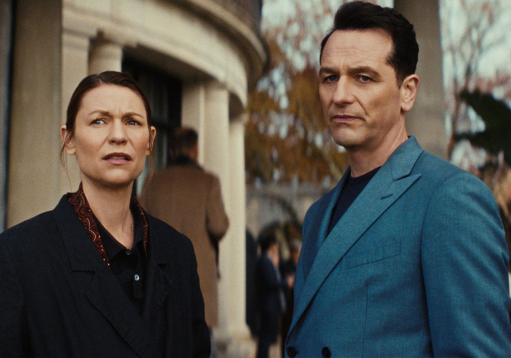 Claire Danes y Matthew Rhys en 'La bestia en mí'