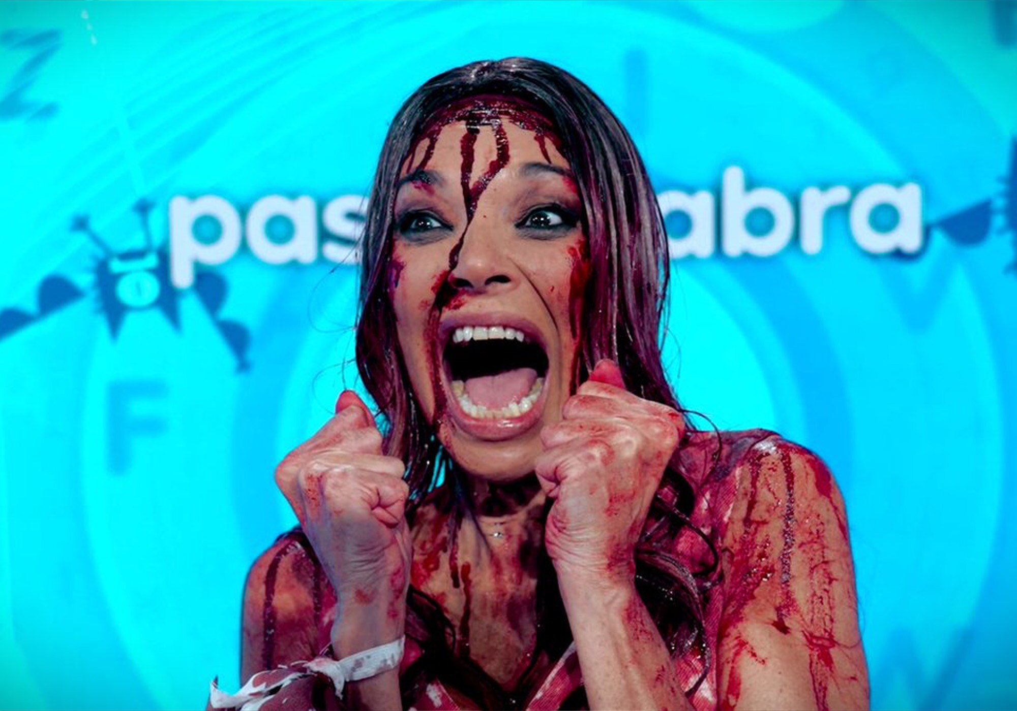 Lucía Hoyos, como Carrie en el especial Halloween de 'Pasapalabra'