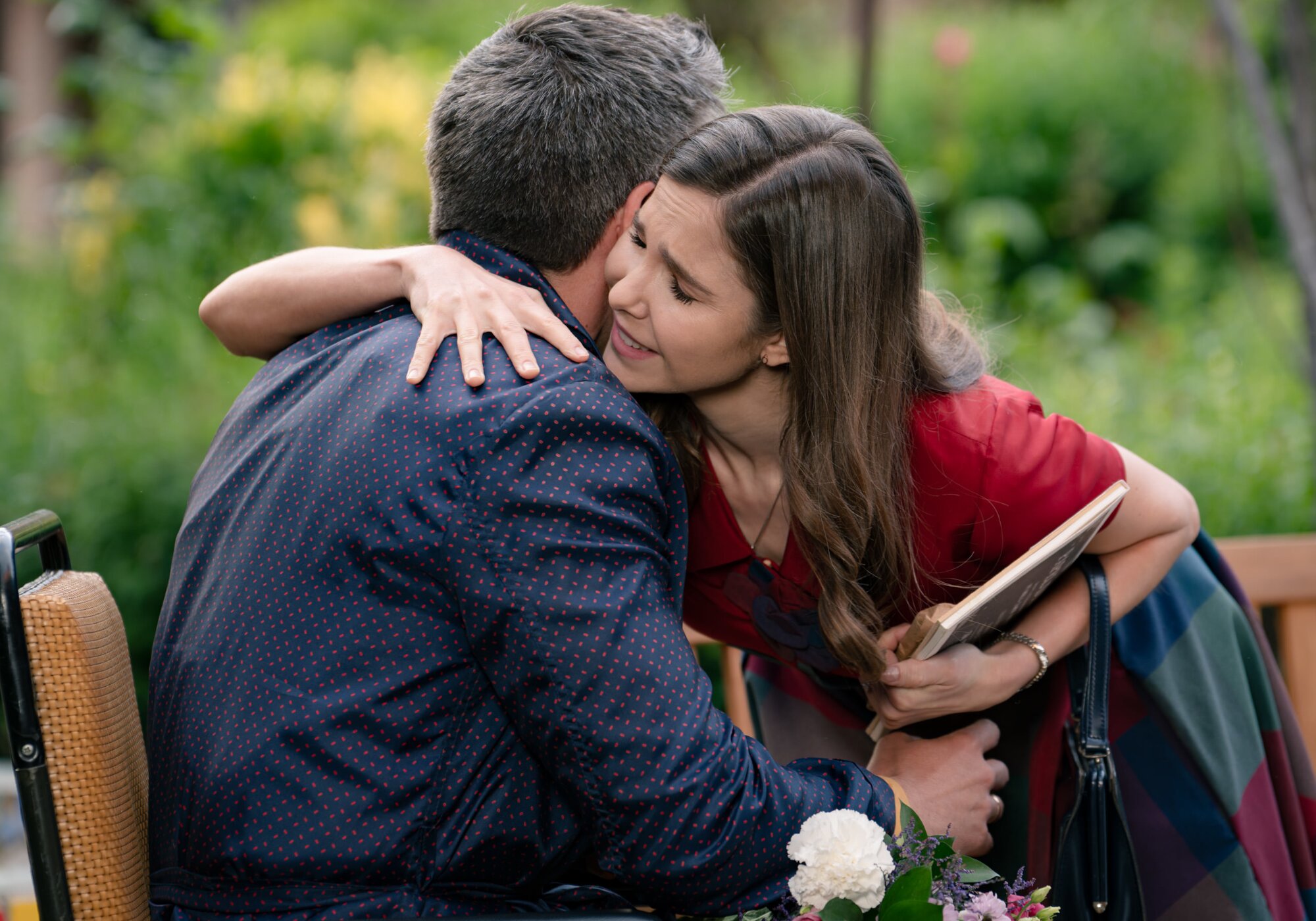 Begoña y Andrés se abrazan en 'Sueños de libertad'