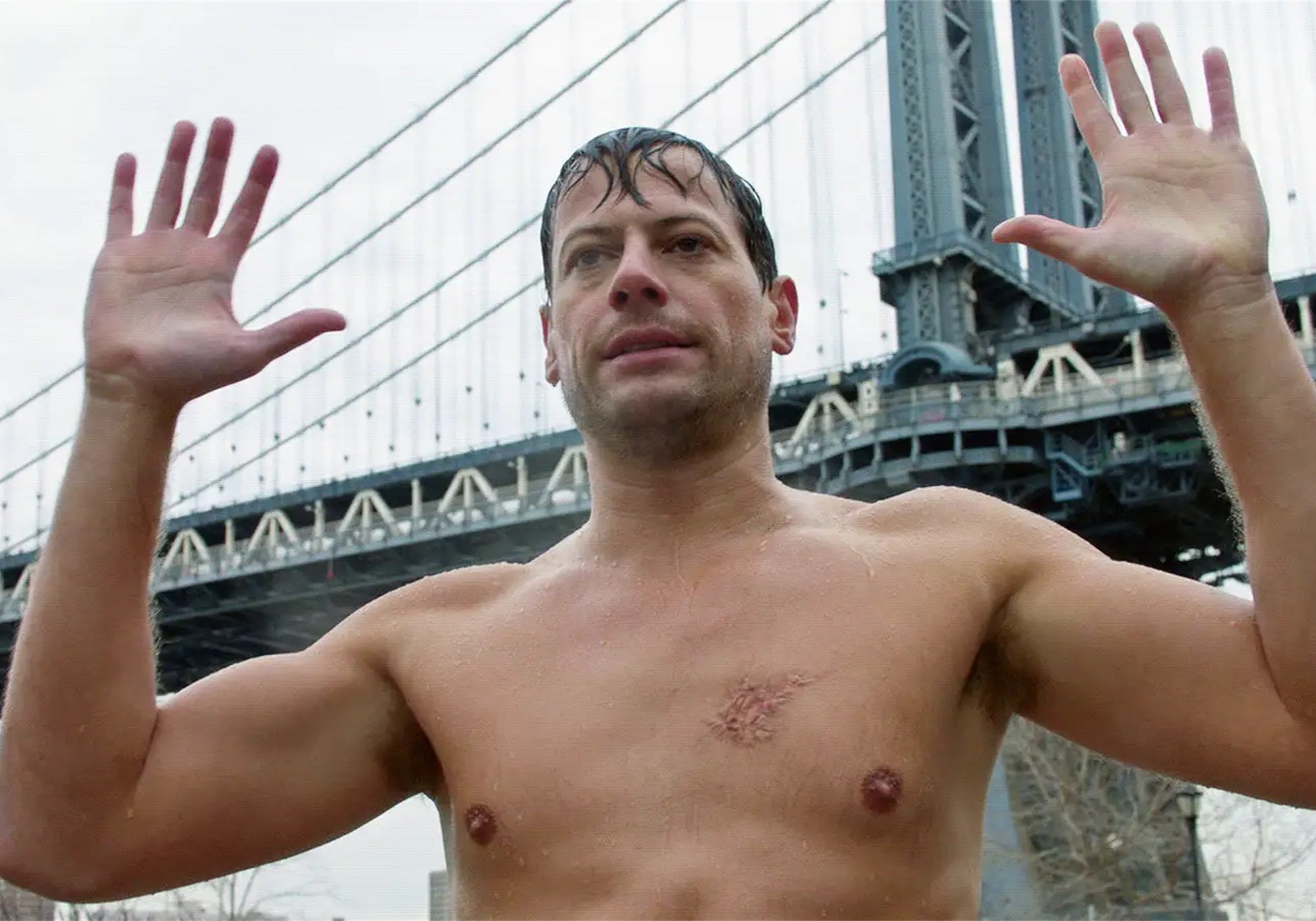 El protagonista de 'Forever' en uno de sus capítulos