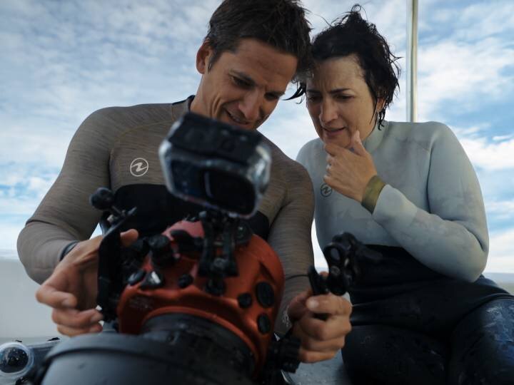 Gotzon Mantuliz y Silvia Abril en la primera entrega de 'Cazadores de imágenes'