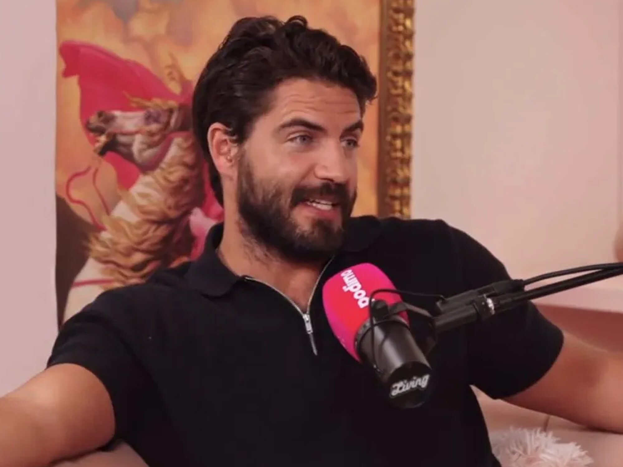 Maxi Iglesias, en el pódcast 'Malas personas'