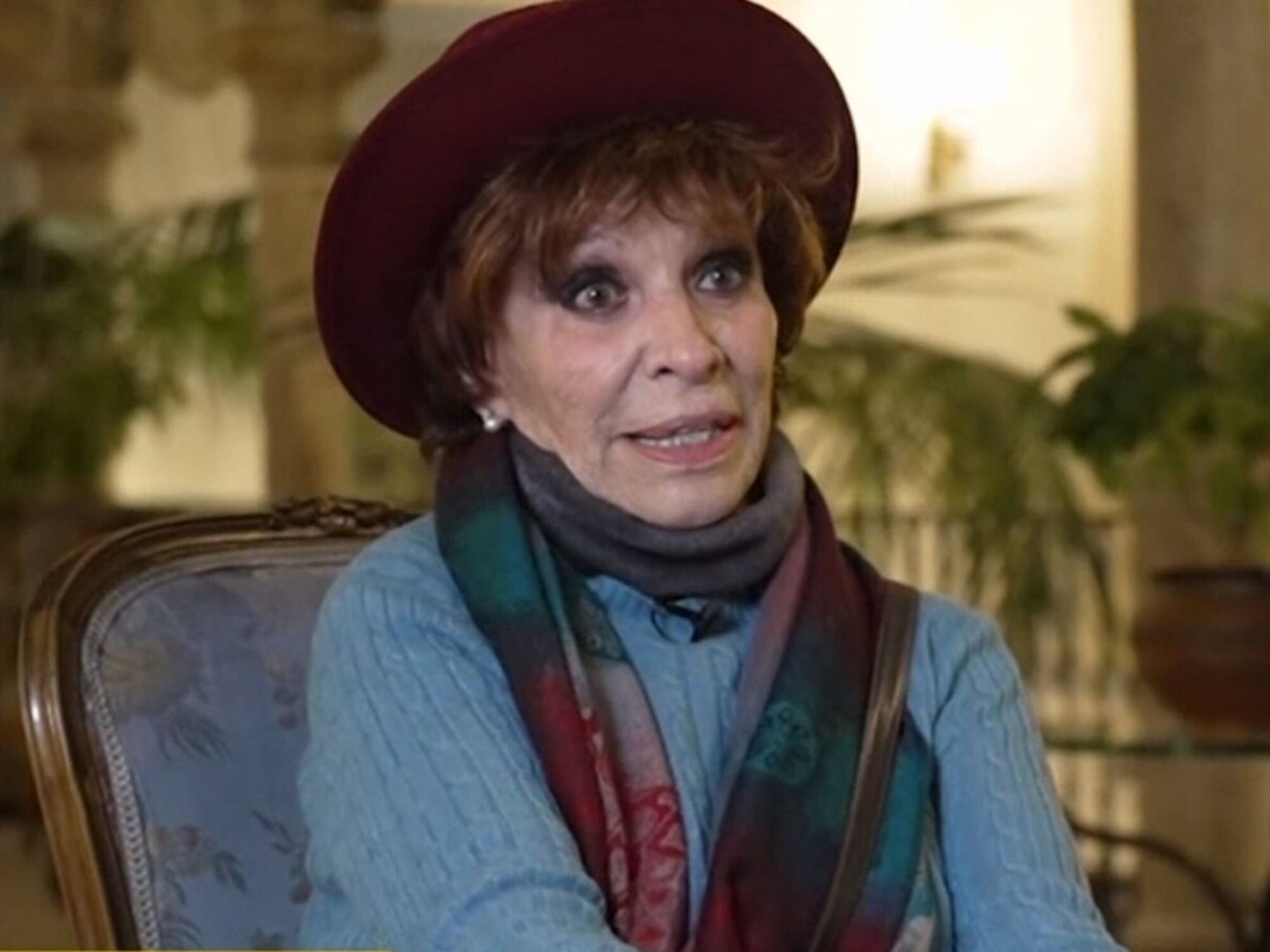 Encarnita Polo concediento una entrevista a 'Socialité'