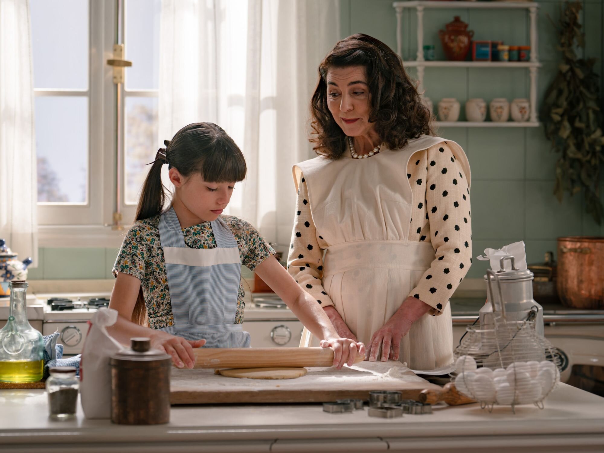 Julia y Digna, cocinando juntas en 'Sueños de libertad'