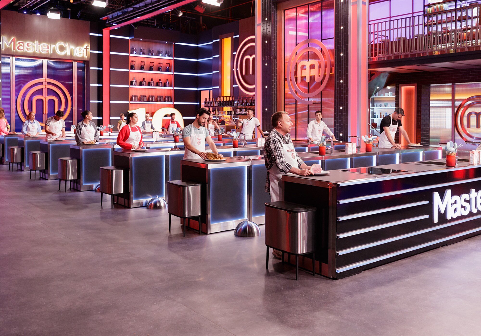 Las cocinas de &amp;#39;MasterChef Celebrity&amp;#39; con algunos concursantes de la 10ª edición
