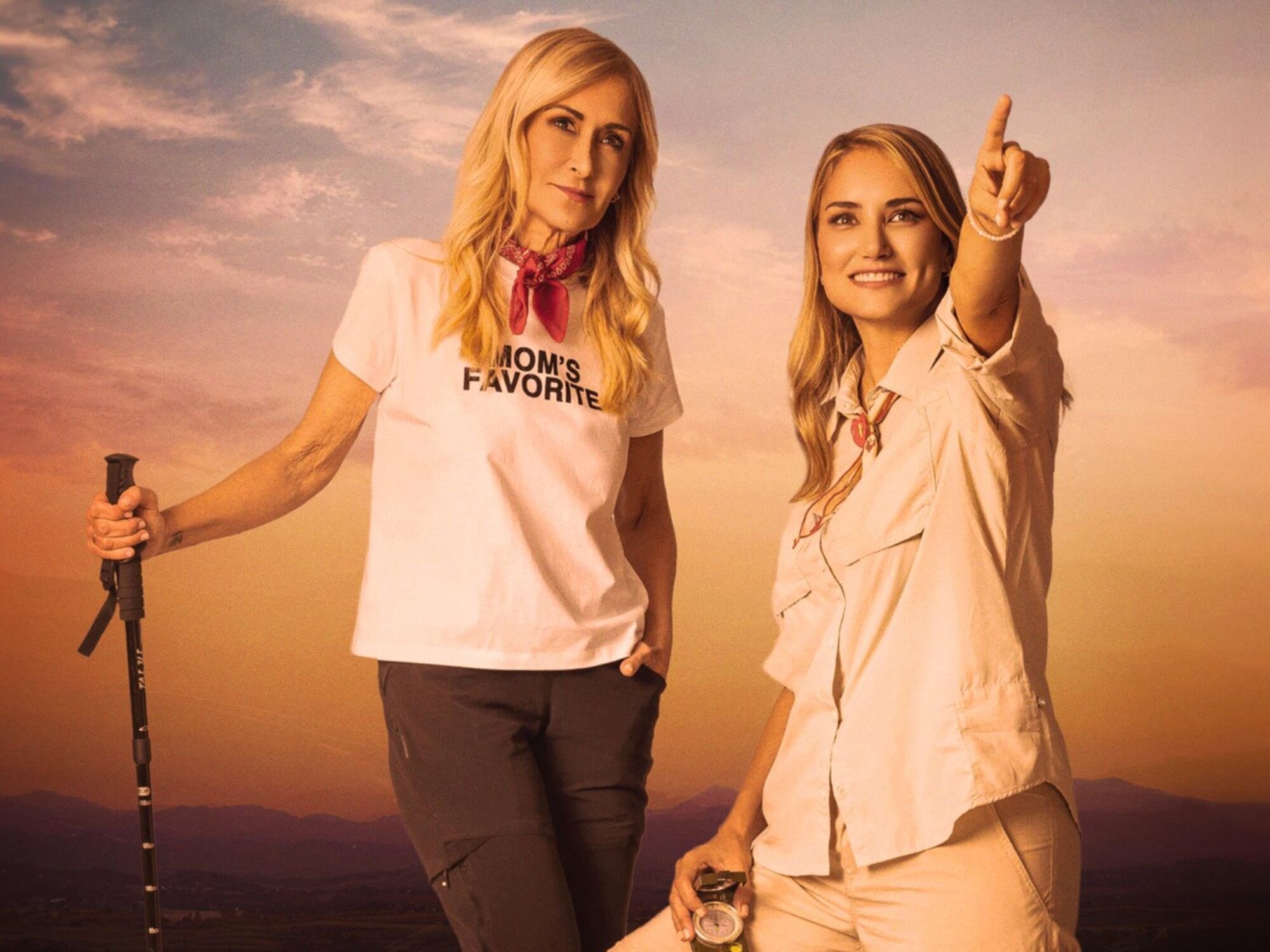 Cristina Cifuentes con Alba Carrillo en 'Hasta el fin del mundo'