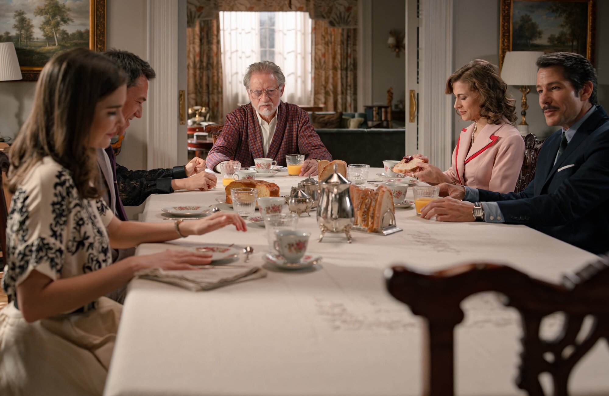 La familia De la Reina comiendo en &#39;Sueños de libertad&#39;