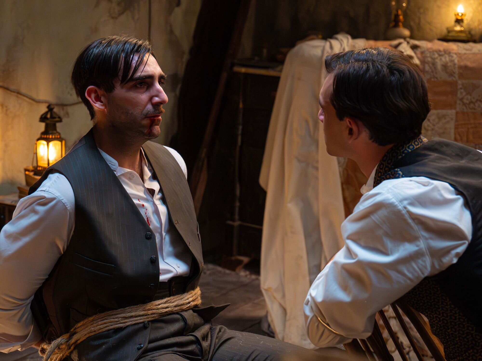 Lorenzo y Curro, enfrentados en 'La promesa'