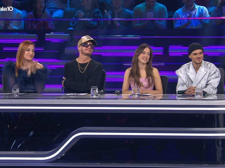 Leire Martínez junto a sus compañeros del jurado de 'OT 2025' en la gala 10