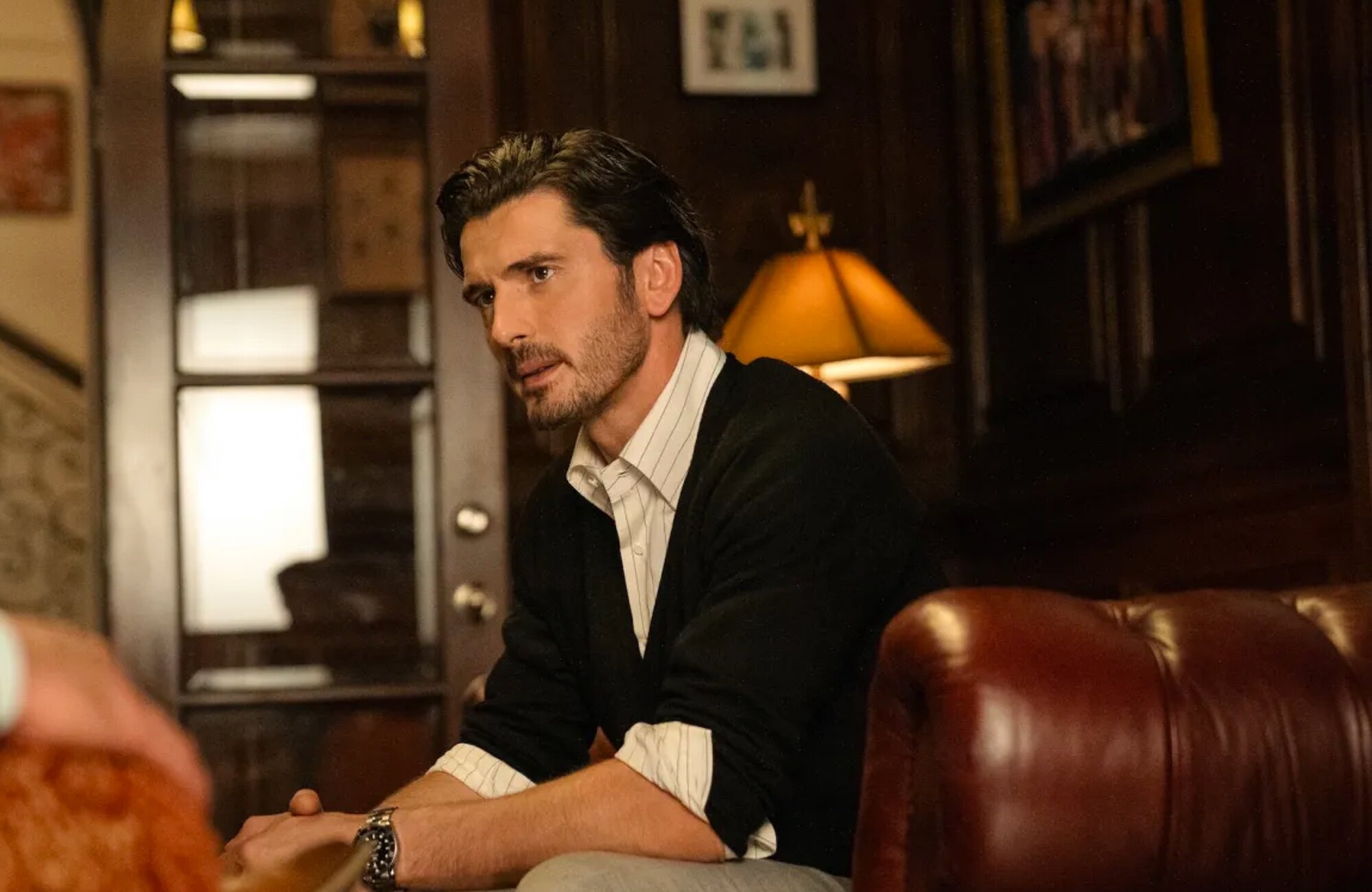 Yon González protagoniza 'Velvet: El nuevo imperio'