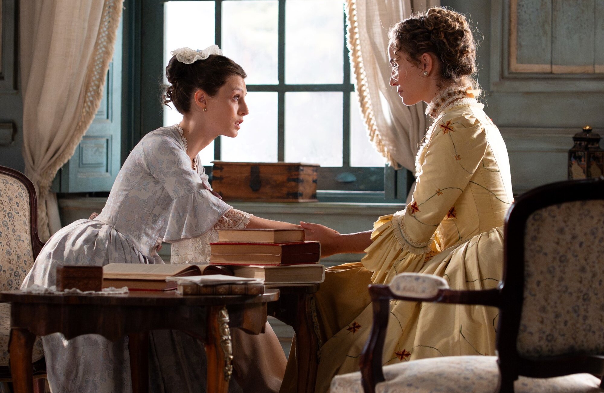 Bárbara trata de ayudar a Irene en 'Valle Salvaje'