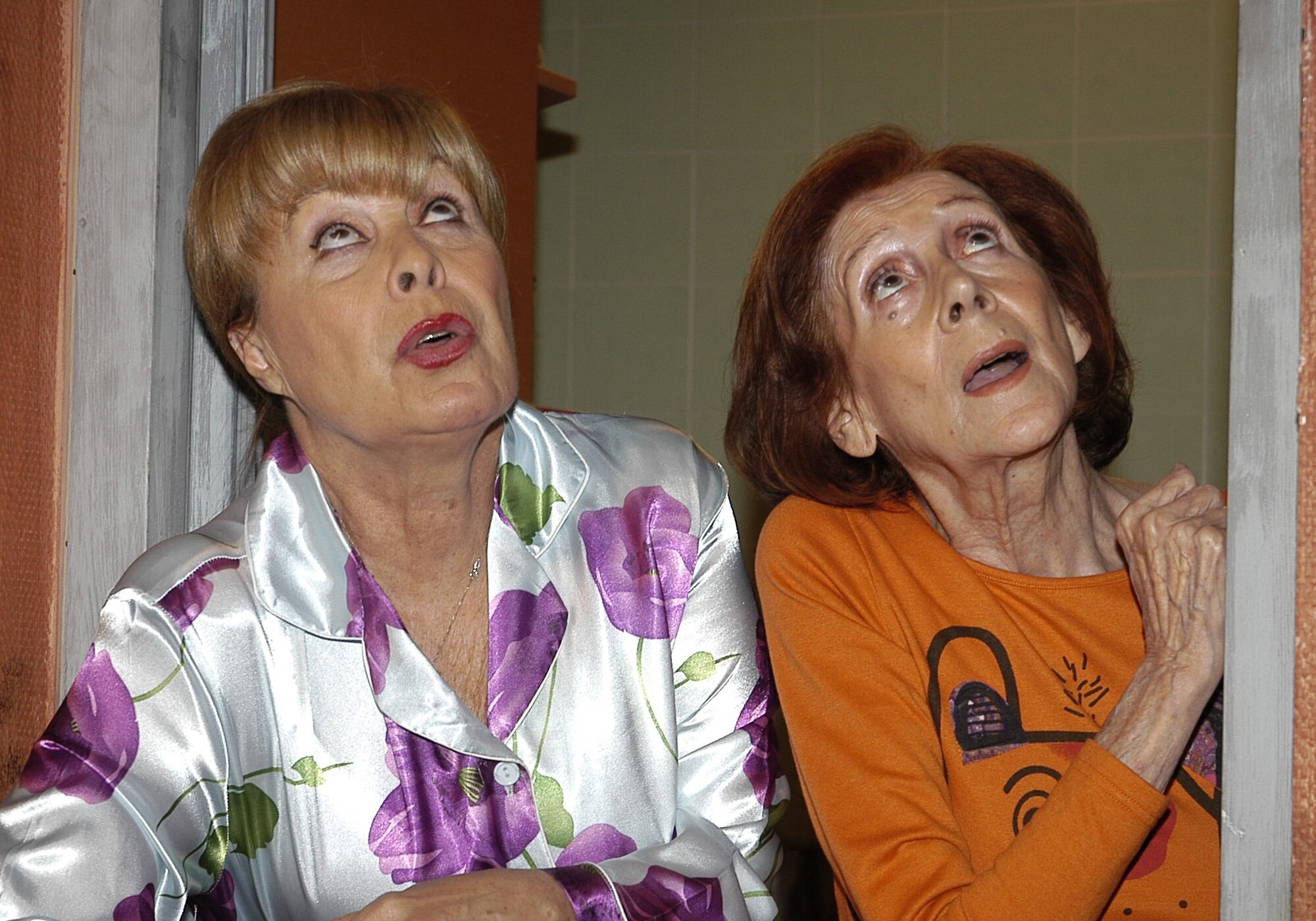 Vicenta y Marisa, en una imagen mítica de 'aquí no hay quien viva'