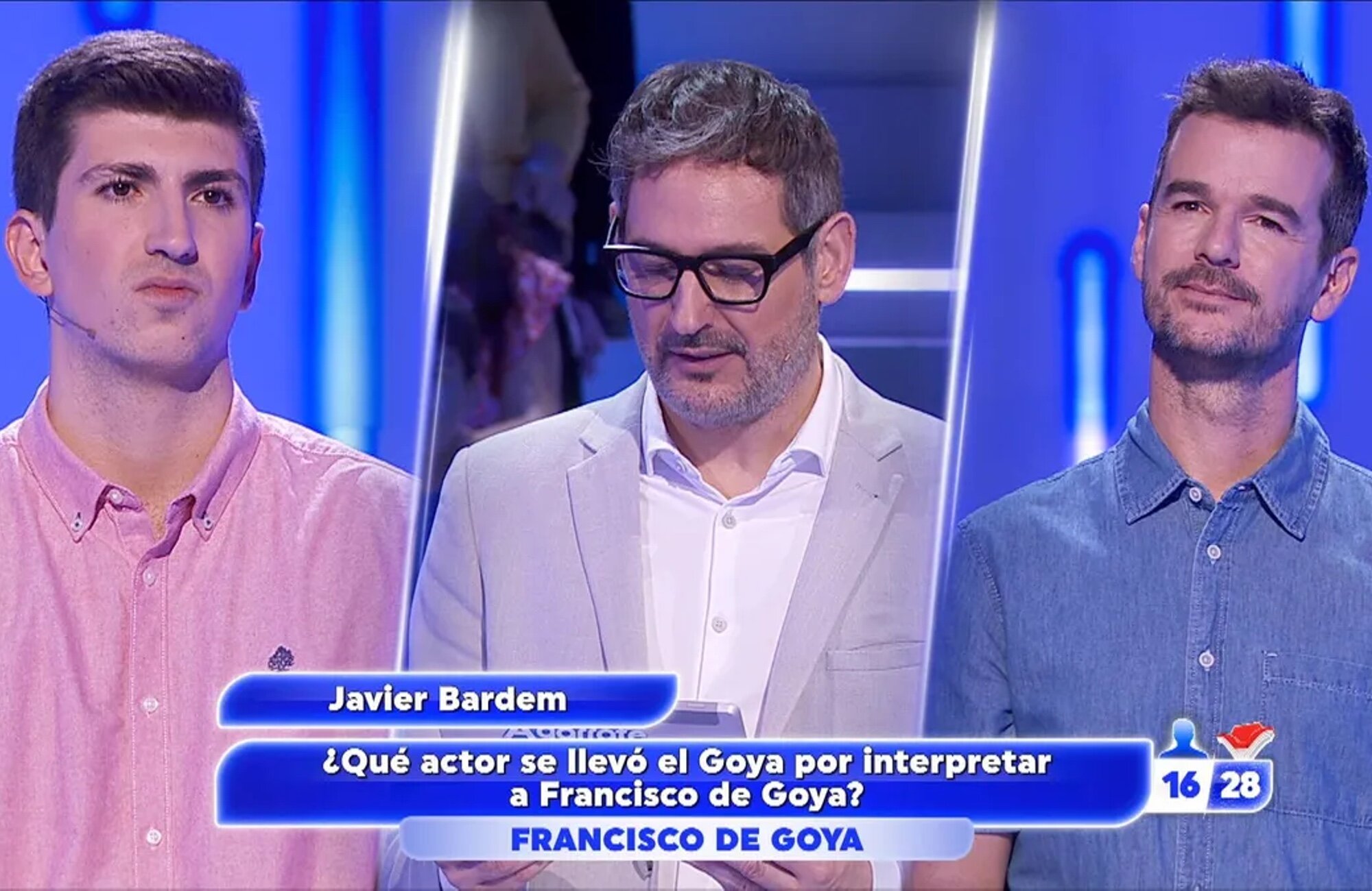 'Agárrate al sillón' firma mínimo histórico