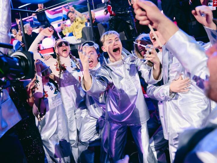 La banda VÆB, representante de Islandia en Eurovisión 2025, celebra su pase a la final