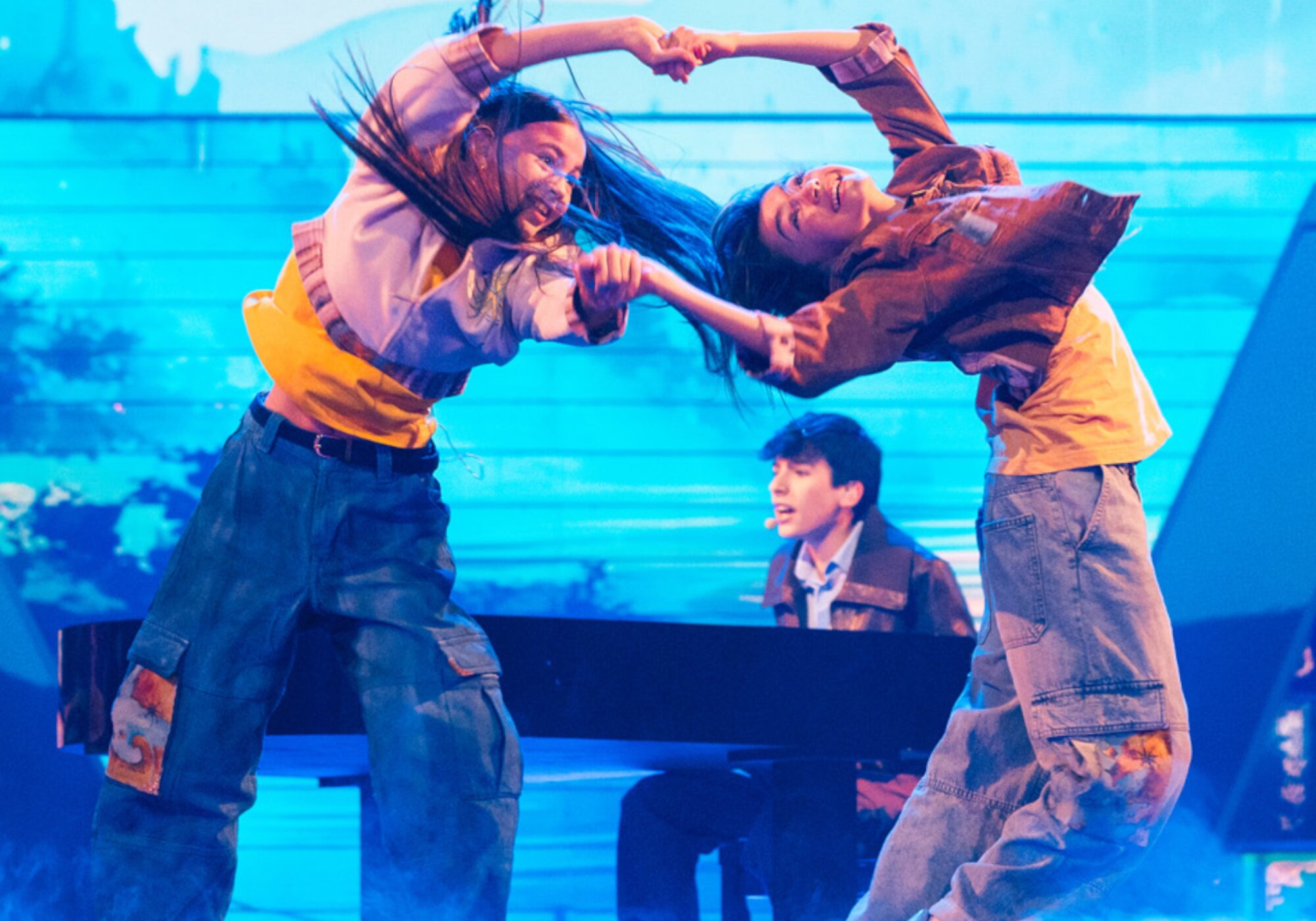 Gonzalo Pinillos durante su actuación en Eurovisión Junior 2025