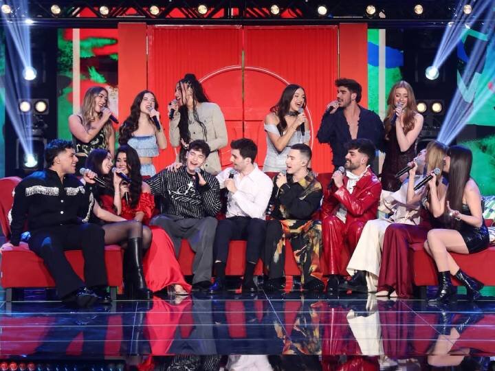 Los dieciséis concursantes de 'OT 2025' interpretan su himno antes de conocer al ganador