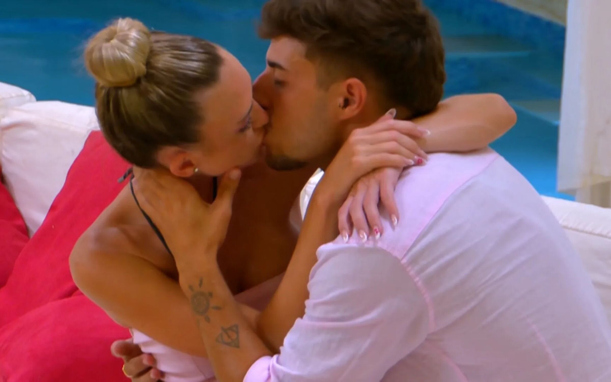 Almudena y Borja en 'La isla de las tentaciones 9'