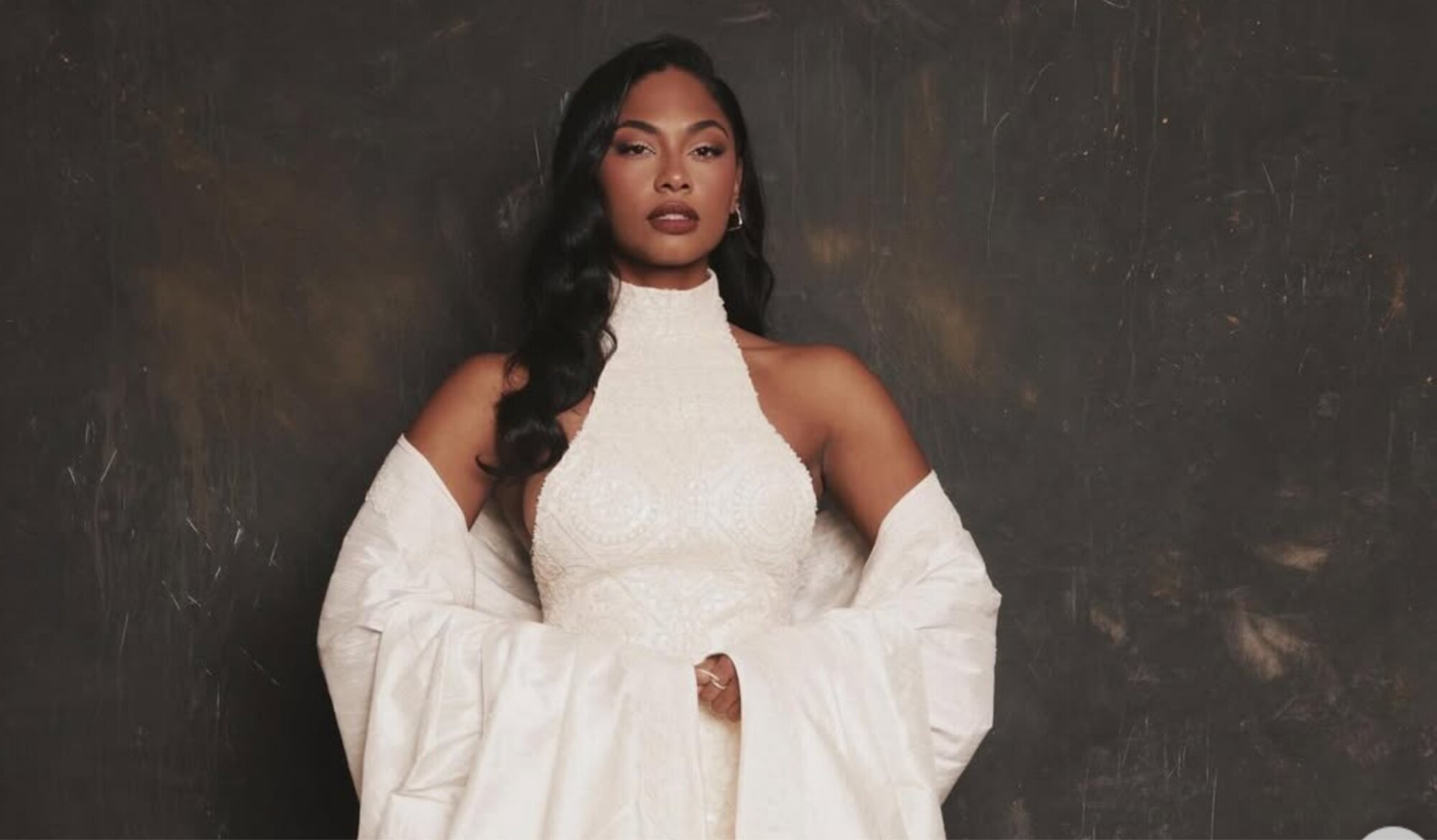 Nia Correia vestida por Paola Barreto Rodríguez para las Campanadas 2025