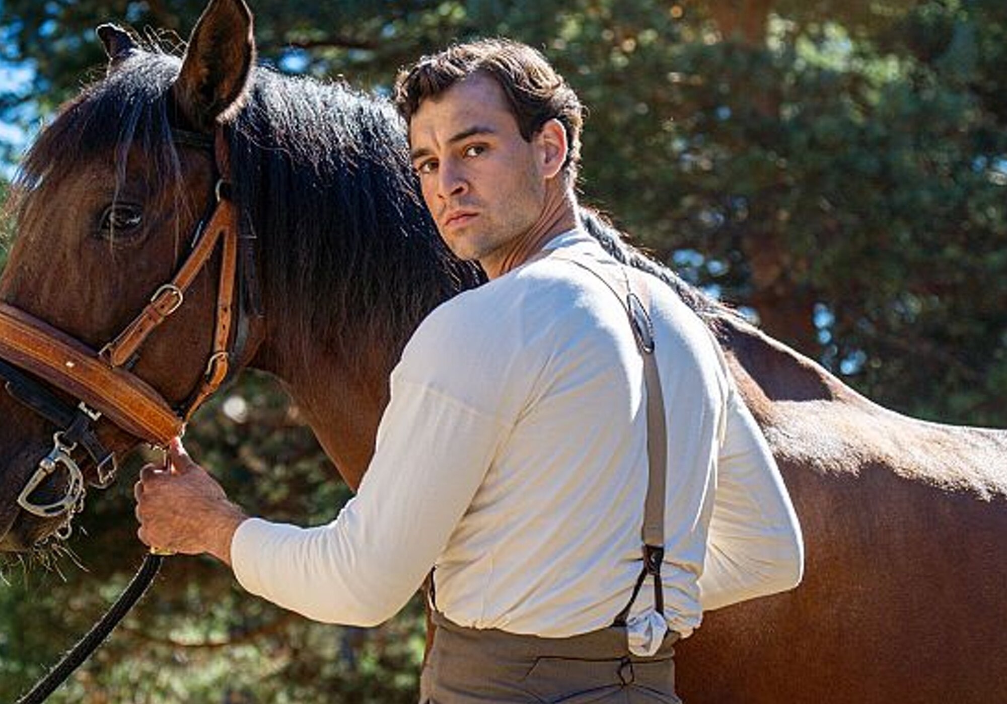 Xavi Lock es Curro en 'La promesa'