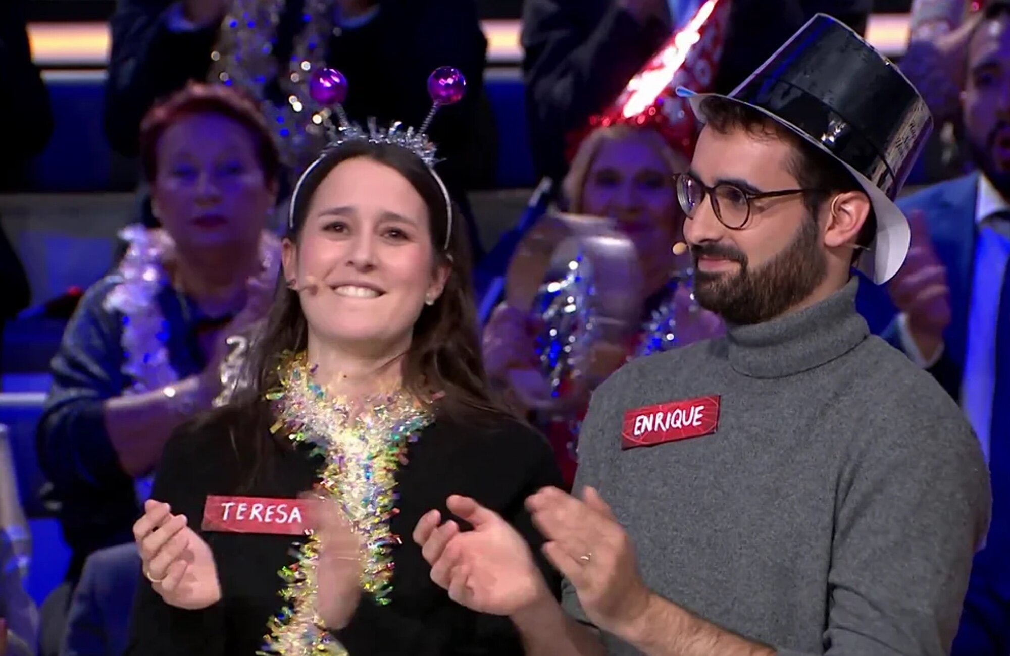 Dos de los concursantes del último programa de 'La ruleta de la suerte' del año