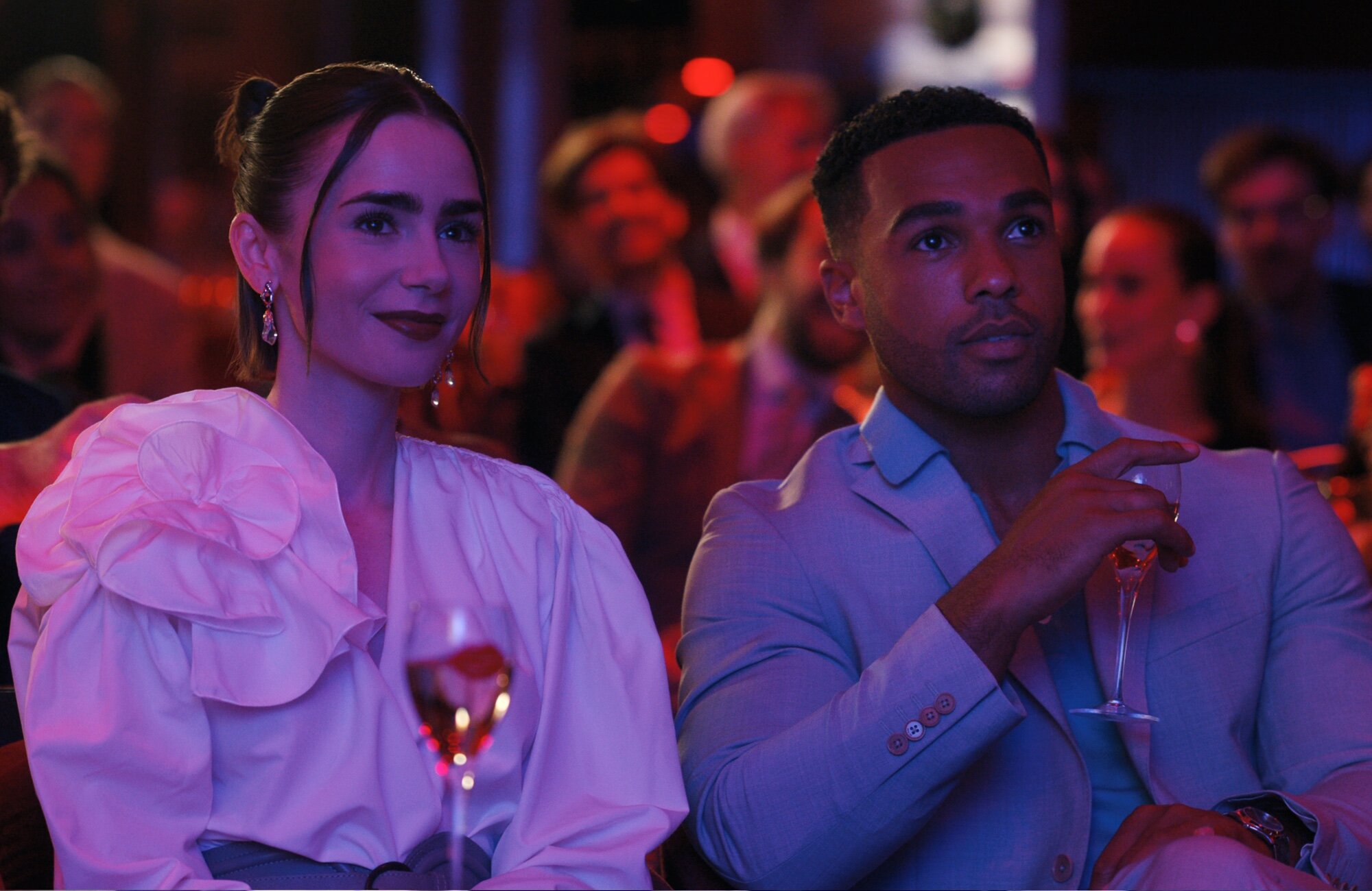 Emily y Alfie en la quinta temporada de 'Emily en París'