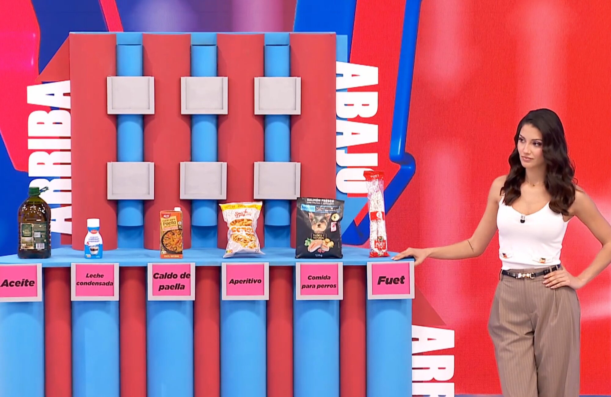 Tania Medina en uno de los juegos de 'El precio justo'